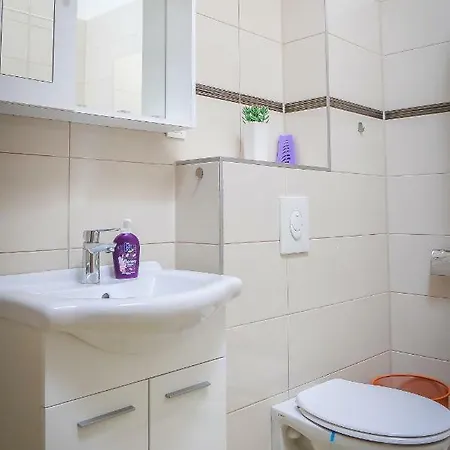 Apartment Agape Podstrana